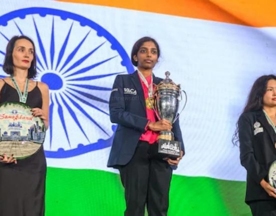 vaishali wins grand swiss