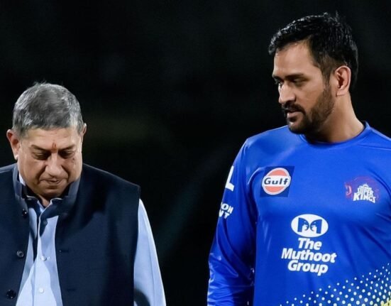 MS Dhoni and N Srinivan CSK